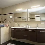 Cosmo Apartment *