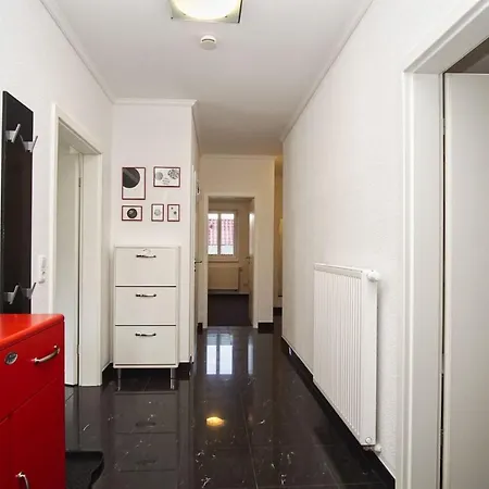 Direkt Am Waldrand Mit Balkon Und In Strandnaehe - Cosmo Glowe