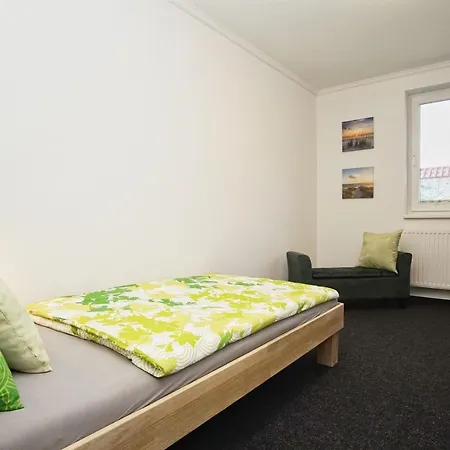 Direkt Am Waldrand Mit Balkon Und In Strandnaehe - Cosmo Glowe