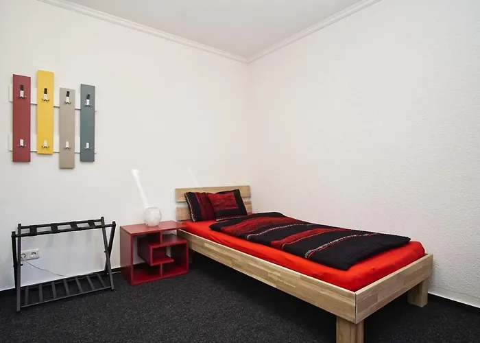 Direkt Am Waldrand Mit Balkon Und In Strandnaehe - Cosmo * Glowe