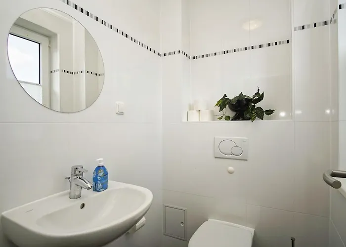 Direkt Am Waldrand Mit Balkon Und In Strandnaehe - Cosmo Glowe