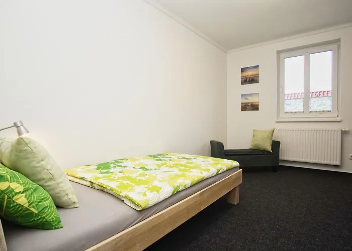 Direkt Am Waldrand Mit Balkon Und In Strandnaehe - Cosmo Glowe